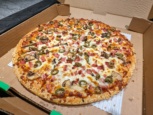Photo of Red Swan Pizza - St. Thomas - Opposite Taco Bell, 945 Talbot St, St Thomas, ON N5P 1E8
